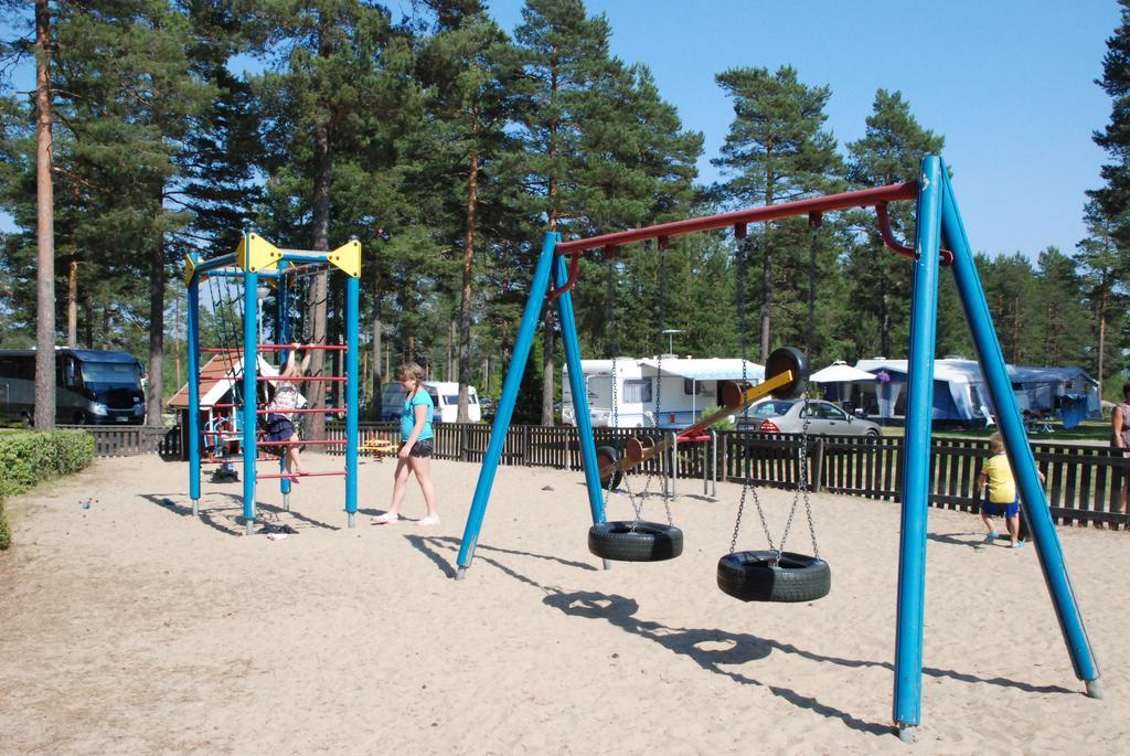 Hostel Hudiksvall Malnbaden Camping Exterior foto